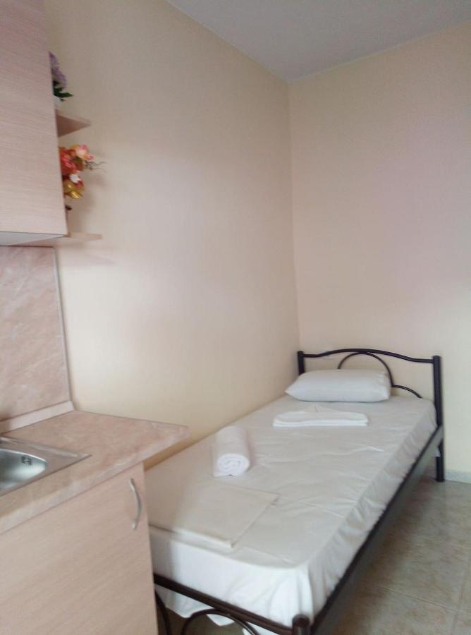 House Lena Daire Sarti Dış mekan fotoğraf