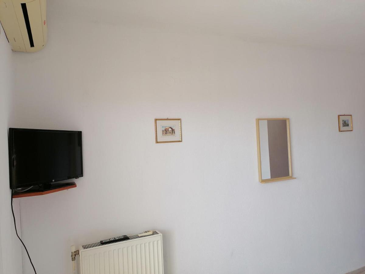 House Lena Daire Sarti Dış mekan fotoğraf